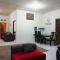 Villa APedia Puncak 3 KT Kolam Renang, Karaoke Biliar - Cisarua