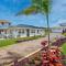 NEW 2BR Poipu Cottage - AC Pool Gym Pickleball - Koloa