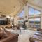 Mountain Peak Home