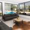 relax and more house with pool - ليوبوشكي
