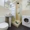 Hidden Gem Hideaway Retreat in Central Town Area with AC