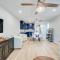 Sleek Coastal Abode 1 Block to Naples Beach! - Neapol