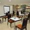 Richmond Suites Hotel