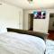 Stylish Evergreen Apartment By Newark Airport
