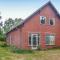 Three-Bedroom Holiday Home In Sakskobing