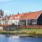 Cozy Home In Baarland With Wifi