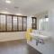 Anchor Beachfront - Pet Friendly on the Beach