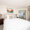 Vue de la Mer Luxe Retreat - Tennis, Pool, Views