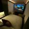 The Box Car with Outdoor Private Bath