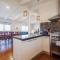Port Philip Panorama - Bayview Retreat and Pool Bliss - ماونت مارثا