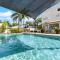 Relaxed Coastal Charm - A Stylish Resort-style Haven
