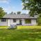 Three-Bedroom Holiday Home In Knebel