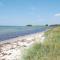 Gorgeous Home In Knebel With Sauna - Skødshoved Strand