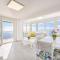 Stunning Apartment In El Campello - El Campello