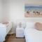 Golden Beach Ultimate Family Getaway - Pool & Spa