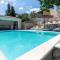4 Bedroom Amazing Home In Kremena