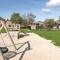 2 Bedroom Amazing Home In Tzummarum