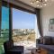 Seafront Stylish Apt, Protaras