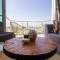 Seafront Stylish Apt, Protaras