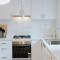 2 Bedroom Home Mornington Walking to Beach