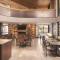 Country Inn & Suites by Radisson, Indianapolis East, IN
