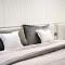 Luxury Smart Apartment E12