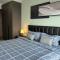 The PeAk Residence, Multi-Apartment by Emma - Phnom Penh