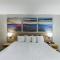 317B Days Inn I81 king room