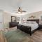 Surfside Beach House - Canal Front Home with Private Pool & Boat Dock - أبولو بيتش