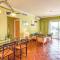 2 Bedroom Awesome Apartment In Rota
