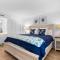Coastal Charm 3BR Condo with Resort Amenities - Поліс-Айленд