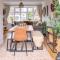 1 Coleshill townhouse Sleeps 6 NEC 7 mins BHX