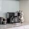 "The Draper" - Luxury Corner Unit w Tower View, - Near Stampede, Saddledome, BMO Centre! FREE Parking, Banff Pass, & Wine!