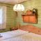 Cozy Home In Holmsjö With Kitchen