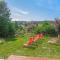 12 Bedroom Stunning Home In Debina