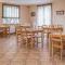 12 Bedroom Stunning Home In Debina