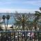 Ático Familiar Renovado Frente al Mar con Terraza y Vistas Panorámicas en Vilanova i la Geltrú - ES-332-2
