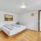 Lovely Apartment In Skjern With Wifi
