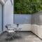Ettalong Beach - Poolside Luxury