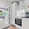 Awesome Home In Tarm With Kitchen - Tarm