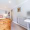 Spacious 3BR 2BH Apt with Garden in West Putney - Lontoo