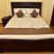 SAK Royal Residency 1 km from Railway Station