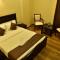 SAK Royal Residency 2 kms from Mysore Palace - Mysore