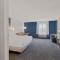 Spark By Hilton Newcomerstown