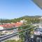 Two-Bedroom Apartment In Ploce
