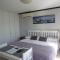 Santini Lace Self Catering Unit