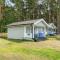 Beautiful Home In Ljungby With Kitchen - 永比
