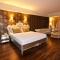Azka Hotel