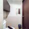 Modern Studio Design at Harvard Jatinangor Apartment By Travelio - 万隆