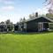 Lovely Home In Føllenslev With Wifi